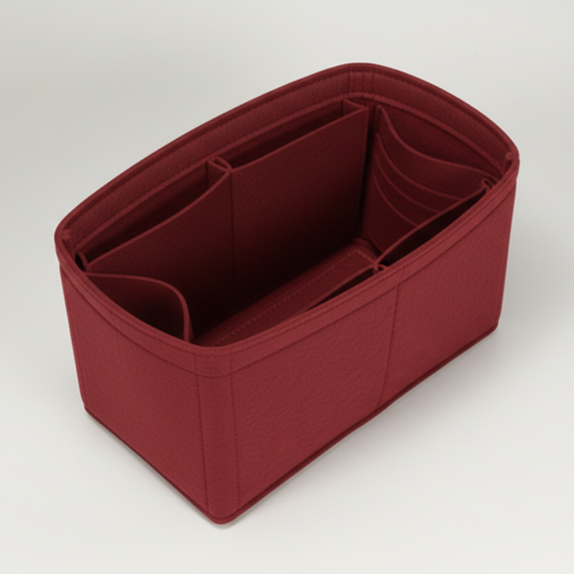 Organisateur feutre bordeaux maxi hobo Chanel Farnelle
